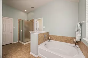 613 Ricochet Dr, Fort Worth, TX 76131 - Photo 21