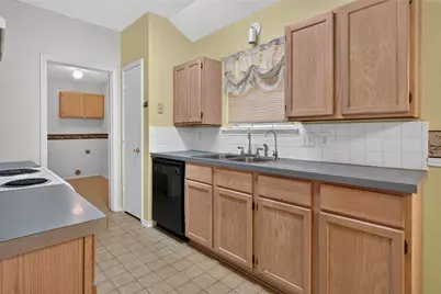 711 Plum Street, Joshua, TX 76058 - Photo 17