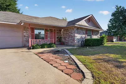 711 Plum Street, Joshua, TX 76058 - Photo 1