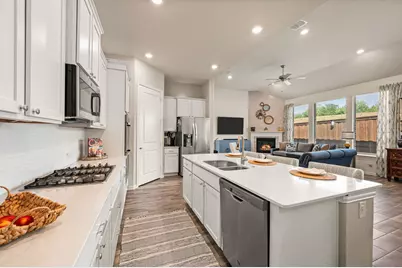 1833 Spotted Fawn Drive, Arlington, TX 76005 - Photo 17