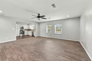 208 N Hickory St, Venus, TX 76084 - Photo 5