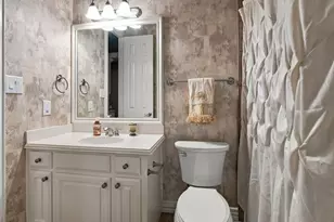 7921 Shady Oaks Dr, North Richland Hills, TX 76182 - Photo 21