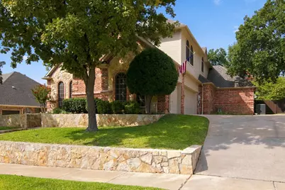 7921 Shady Oaks Drive, North Richland Hills, TX 76182 - Photo 3