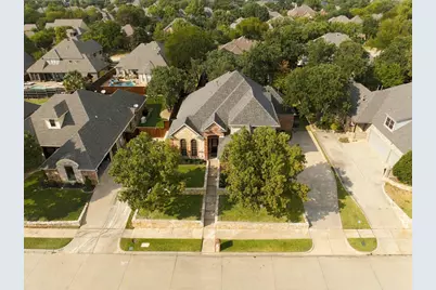7921 Shady Oaks Drive, North Richland Hills, TX 76182 - Photo 33