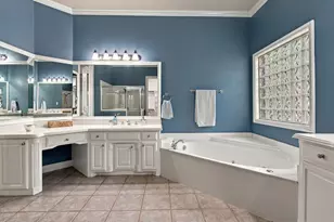 7921 Shady Oaks Dr, North Richland Hills, TX 76182 - Photo 17