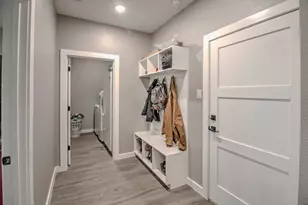 512 Austin St, Callisburg, TX 76240 - Photo 11