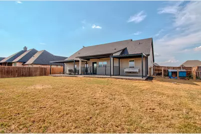 512 Austin Street, Callisburg, TX 76240 - Photo 21