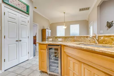 427 Shenandoah Drive, Burleson, TX 76028 - Photo 13