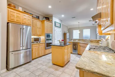 427 Shenandoah Drive, Burleson, TX 76028 - Photo 11