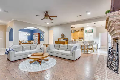 427 Shenandoah Drive, Burleson, TX 76028 - Photo 17