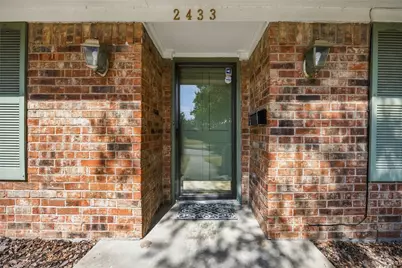 2433 Pinehurst Lane, Mesquite, TX 75150 - Photo 3