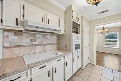 2433 Pinehurst Lane, Mesquite, TX 75150 - Photo 13