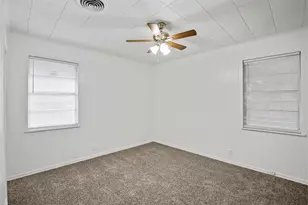 711 N Carroll Blvd, Denton, TX 76201 - Photo 13