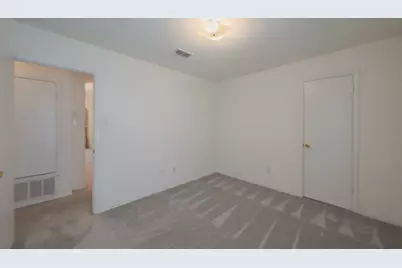 6833 Bluff View Drive, Watauga, TX 76137 - Photo 31