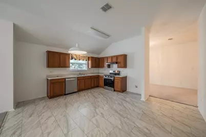 6833 Bluff View Drive, Watauga, TX 76137 - Photo 9