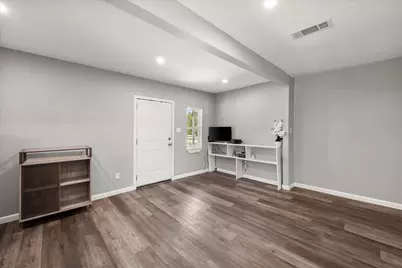 918 Martin Luther King Jr Boulevard, Corsicana, TX 75110 - Photo 11