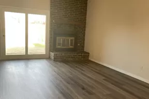 408 Benjamin St, Denton, TX 76207 - Photo 3