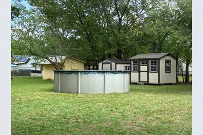 102 E 14th Street, Joshua, TX 76058 - Photo 9