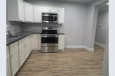 621 E 8th Street, Bonham, TX 75418 - Photo 3