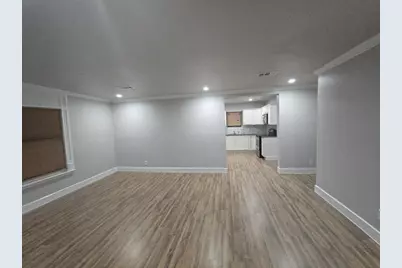 621 E 8th Street, Bonham, TX 75418 - Photo 7