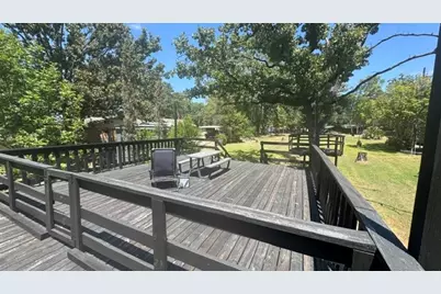 109 N Bay Circle, Mabank, TX 75156 - Photo 11