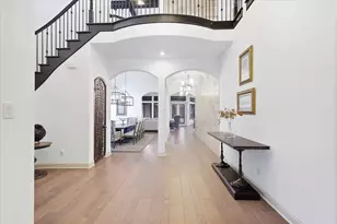 2901 Merryglen Ln, Flower Mound, TX 75022 - Photo 5