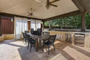 2901 Merryglen Ln, Flower Mound, TX 75022 - Photo 37