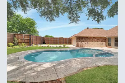 1304 Carriage Creek Drive, DeSoto, TX 75115 - Photo 33