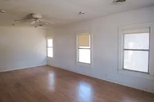 413 S Avenue G, Clifton, TX 76634 - Photo 3