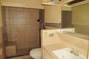 413 S Avenue G, Clifton, TX 76634 - Photo 9