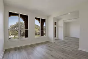 2916 Forestwood Dr, Arlington, TX 76006 - Photo 3