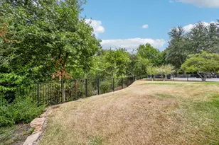 1717 Edgewater Dr, Plano, TX 75075 - Photo 35