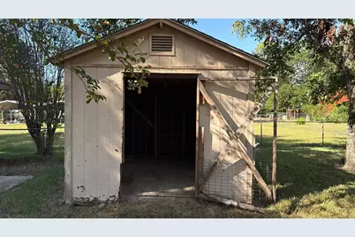402 N Richardson Street, Grand Saline, TX 75140 - Photo 13
