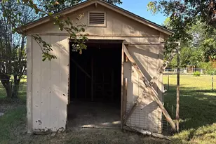 402 N Richardson St, Grand Saline, TX 75140 - Photo 13