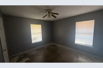 402 N Richardson Street, Grand Saline, TX 75140 - Photo 11
