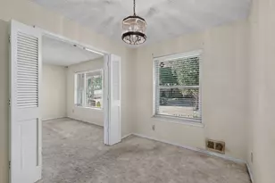 4714 Chilton Dr, Dallas, TX 75227 - Photo 15