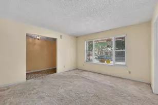 4714 Chilton Dr, Dallas, TX 75227 - Photo 9