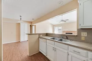 4724 Berridge Ln, Dallas, TX 75227 - Photo 15