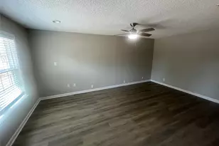 9415 Musgrave Dr, Dallas, TX 75217 - Photo 5