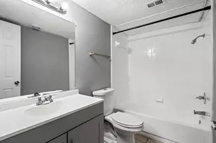 406 San Maria Dr, Garland, TX 75043 - Photo 11