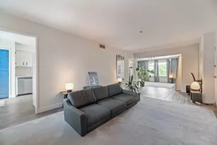 8069 Meadow Rd, Dallas, TX 75231 - Photo 9