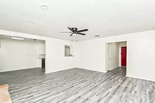 308 Hickorywood St, Azle, TX 76020 - Photo 3