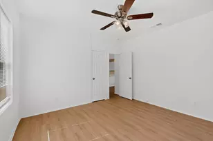 3827 Myrtle St, Dallas, TX 75215 - Photo 29