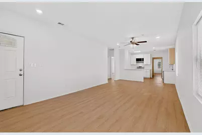 3827 Myrtle Street, Dallas, TX 75215 - Photo 9