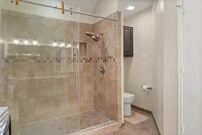 215 Cimarron Trail #1, Irving, TX 75063 - Photo 25