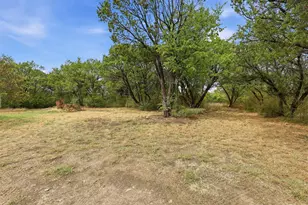 900 Cedar Break Ct, Cleburne, TX 76033 - Photo 27