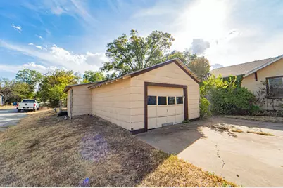 901 W Hullum Street, Breckenridge, TX 76424 - Photo 5