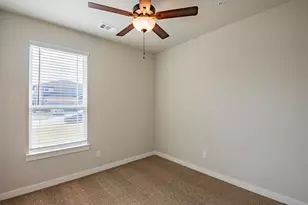 609 Wheatfield Dr, Venus, TX 76084 - Photo 15
