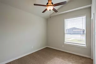 609 Wheatfield Dr, Venus, TX 76084 - Photo 13