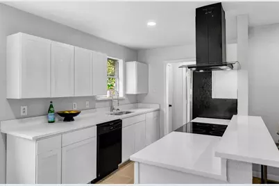[Address not provided], Irving, TX 75062 - Photo 9